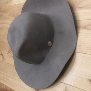 Vince Camuto Hat